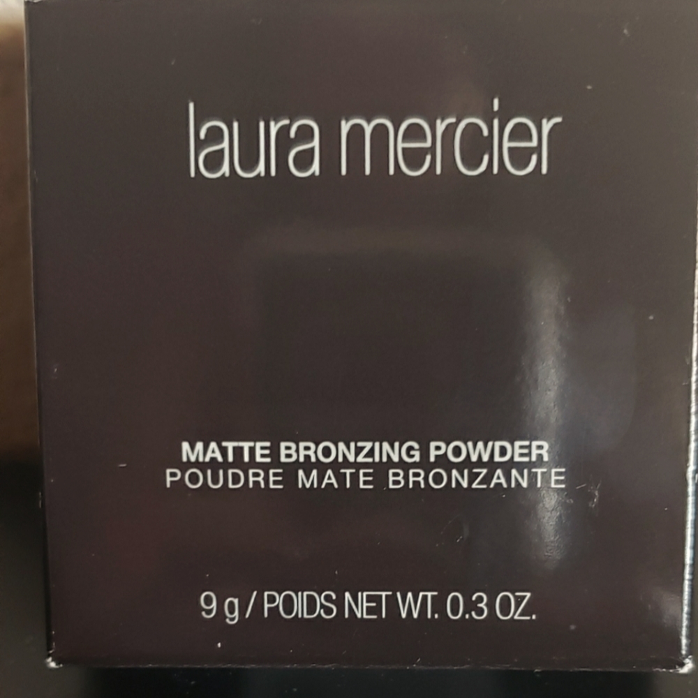LAURA MERCIER bronzer